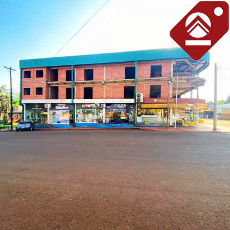 Se vende centro de comercio