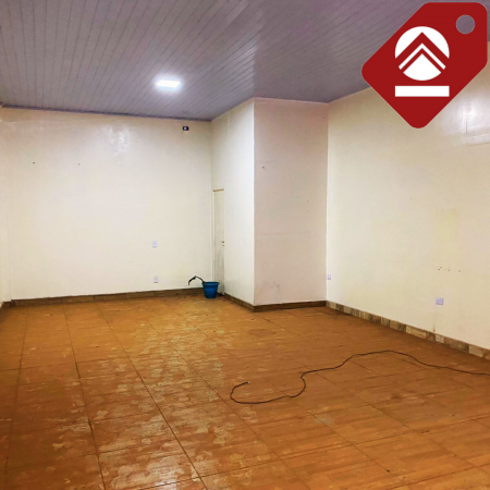 Se vende centro de comercio