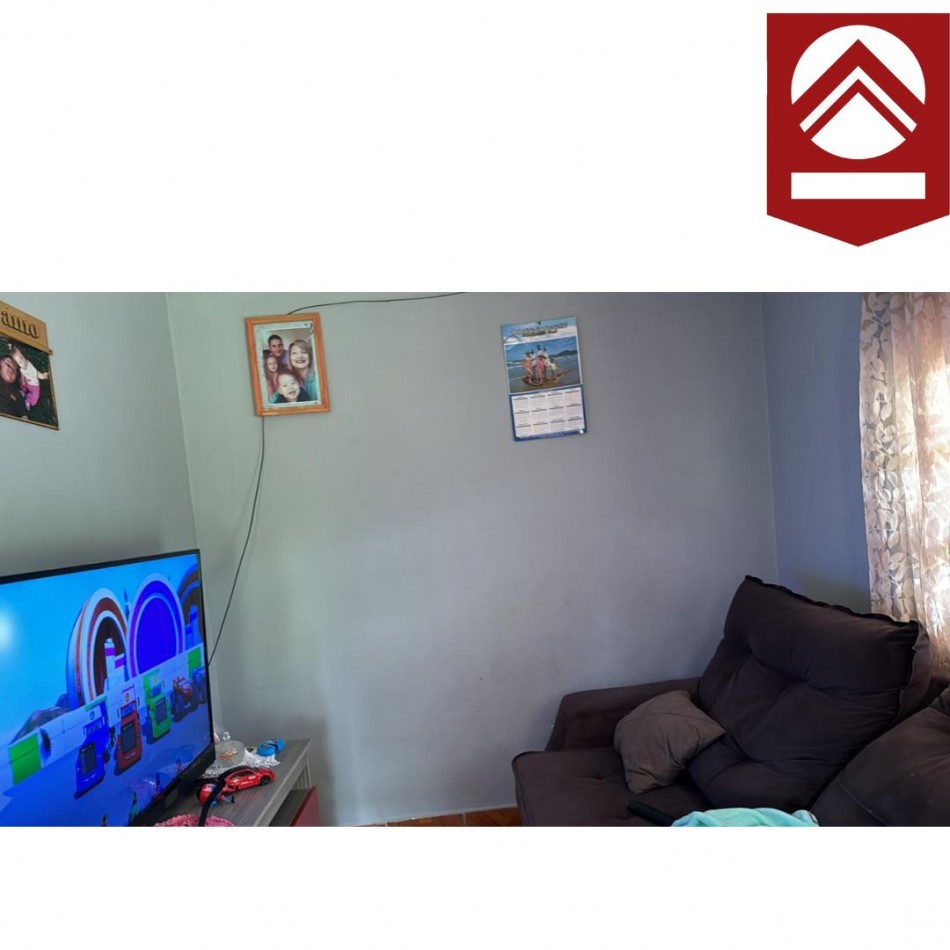 SE VENDE CASA CENTRICA