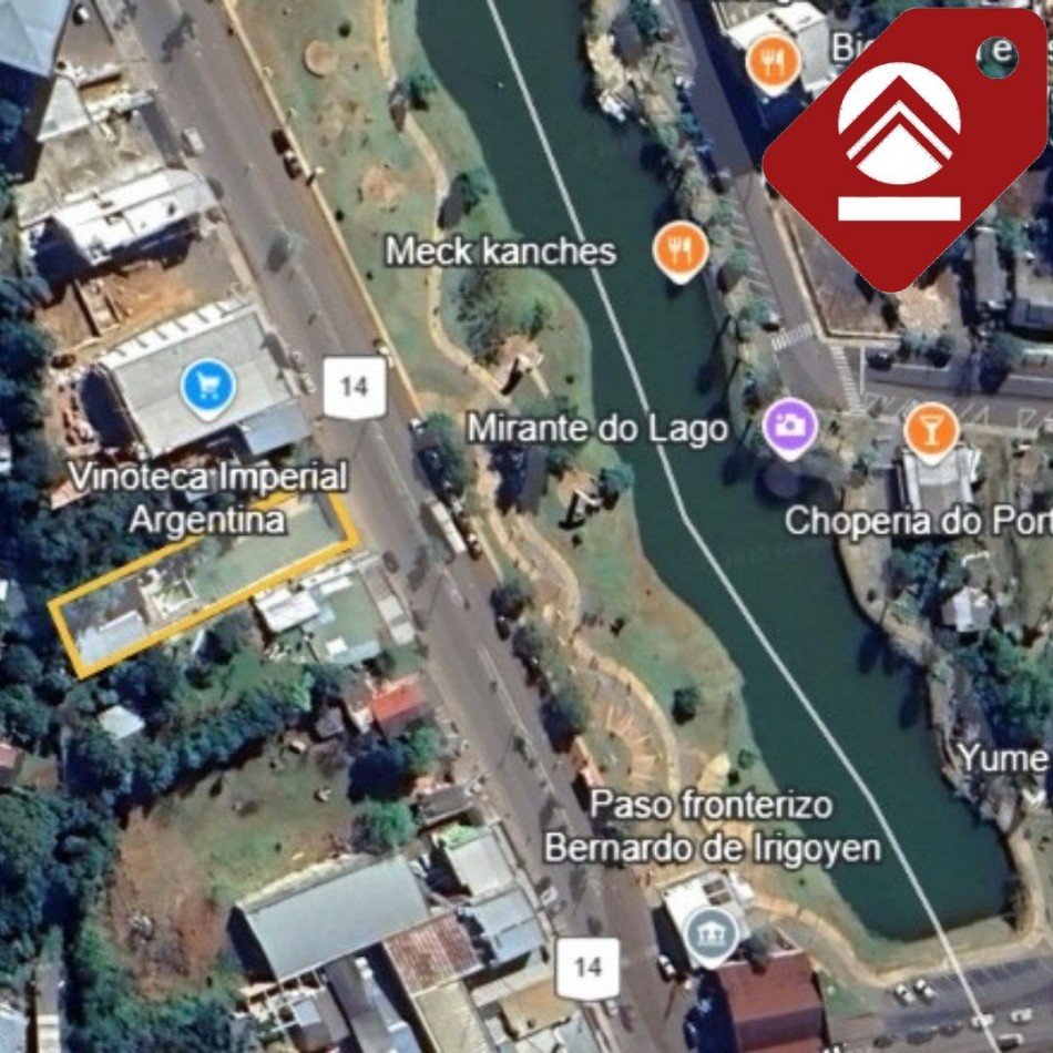 SE VENDE CASA FRENTE AL LAGO INTERNACIONAL!