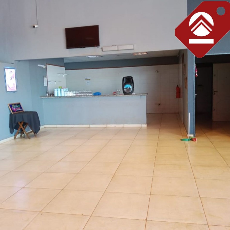 SE VENDE LOCAL COMERCIAL