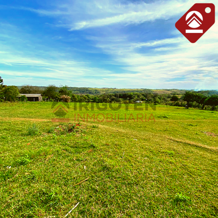 Se vende terreno de 2,5 hectáreas